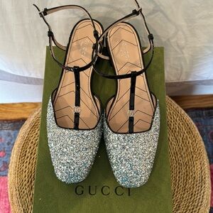 Gucci Silver and Black Ballet flats
